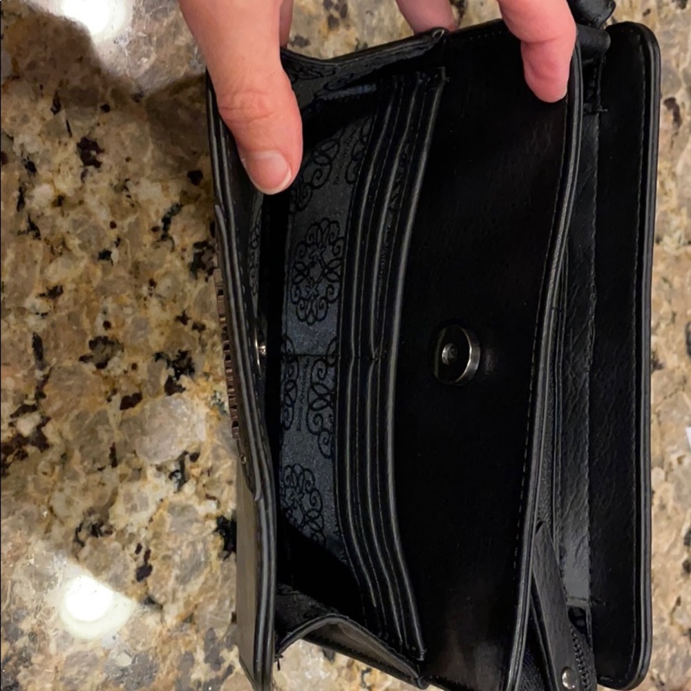 Purse - Picture 4 of 7